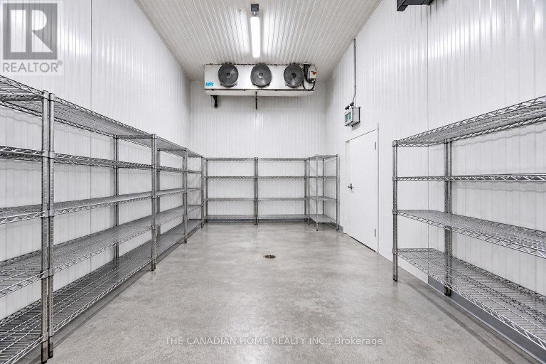 5, 6 & 7 - 7875 TRANMERE DRIVE, Mississauga (Northeast), Ontario, L5S1T8