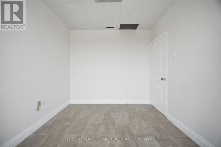 5, 6 & 7 - 7875 TRANMERE DRIVE, Mississauga (Northeast), Ontario, L5S1T8