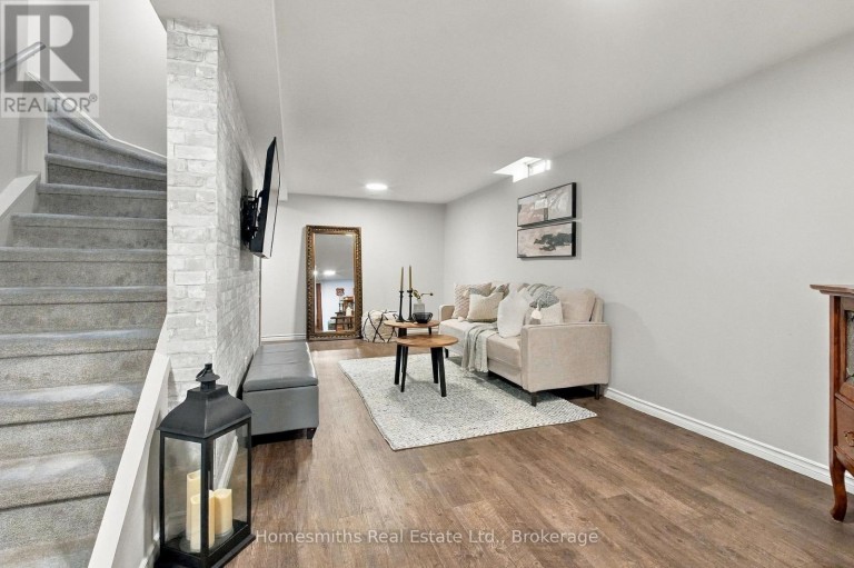 45 GRANVILLE DRIVE, Clarington (Courtice), Ontario, L1E2W8