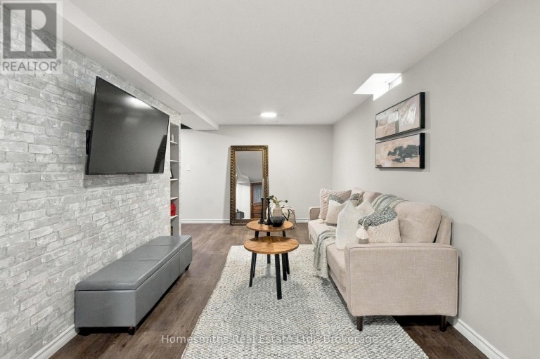 45 GRANVILLE DRIVE, Clarington (Courtice), Ontario, L1E2W8