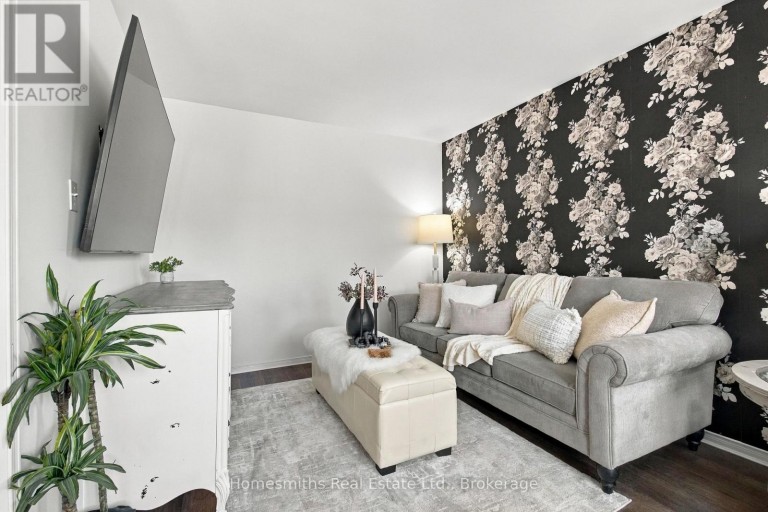 45 GRANVILLE DRIVE, Clarington (Courtice), Ontario, L1E2W8