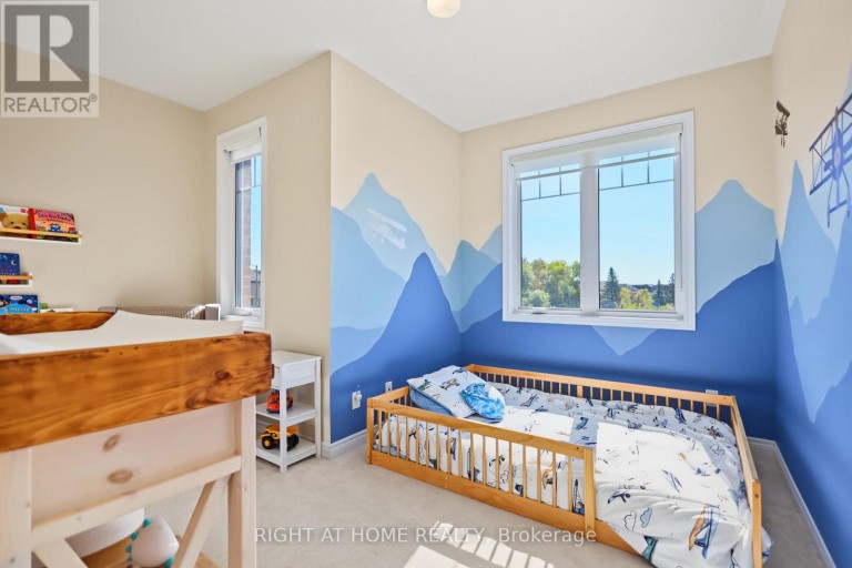 335 BUSATO DRIVE, Whitchurch-Stouffville (Stouffville), Ontario, L4A4V1