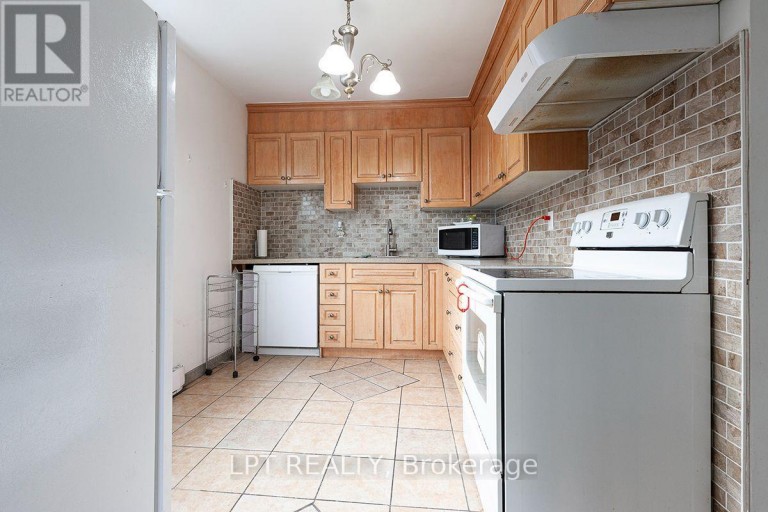 504 - 315 DIXON ROAD, Toronto (Kingsview Village-The Westway), Ontario, M9R1S1