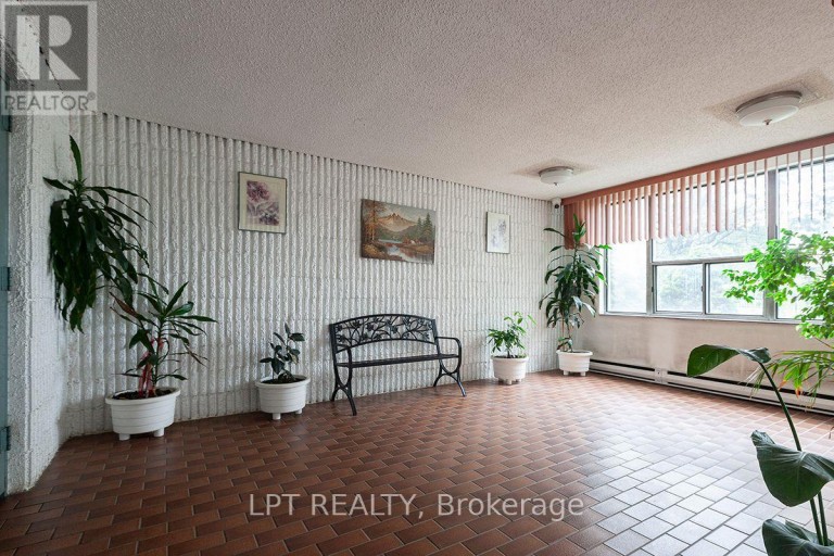 504 - 315 DIXON ROAD, Toronto (Kingsview Village-The Westway), Ontario, M9R1S1