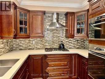 129 FOUR SEASONS CRESCENT East Gwillimbury Ontario photo 13