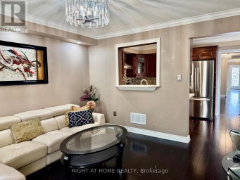 129 FOUR SEASONS CRESCENT East Gwillimbury Ontario photo 14