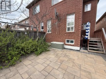 129 FOUR SEASONS CRESCENT East Gwillimbury Ontario photo 32