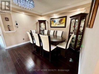 129 FOUR SEASONS CRESCENT East Gwillimbury Ontario photo 7