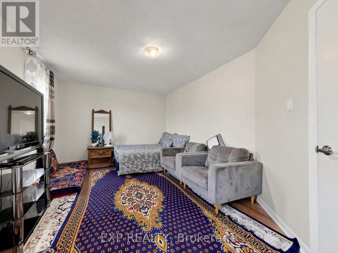 28 LONGFELLOW COURT, Whitby (Pringle Creek), Ontario, L1N6V7
