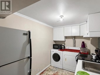 28 LONGFELLOW COURT Whitby (Pringle Creek) Ontario photo 24