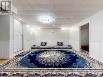 28 LONGFELLOW COURT Whitby (Pringle Creek) Ontario photo 25