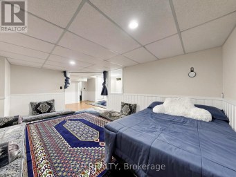 28 LONGFELLOW COURT Whitby (Pringle Creek) Ontario photo 28