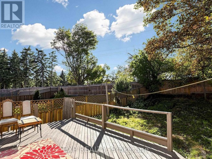 28 LONGFELLOW COURT, Whitby (Pringle Creek), Ontario, L1N6V7