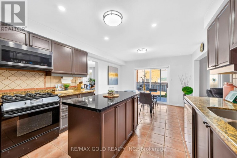 19 BRIARDALE ROAD, Brampton (Fletcher's Meadow), Ontario, L7A1S4