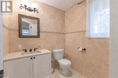 33 FOREST AVENUE South Huron (Stephen) Ontario photo 33