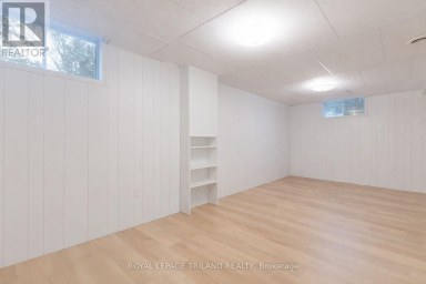 33 FOREST AVENUE South Huron (Stephen) Ontario photo 38