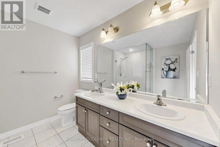 2716 SAPPHIRE DRIVE, Pickering, Ontario, L1X0G3