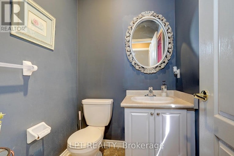 1168 MCTAVISH DRIVE, Newmarket (Stonehaven-Wyndham), Ontario, L3X0A7