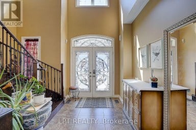 1168 MCTAVISH DRIVE Newmarket (Stonehaven-Wyndham) Ontario photo 3