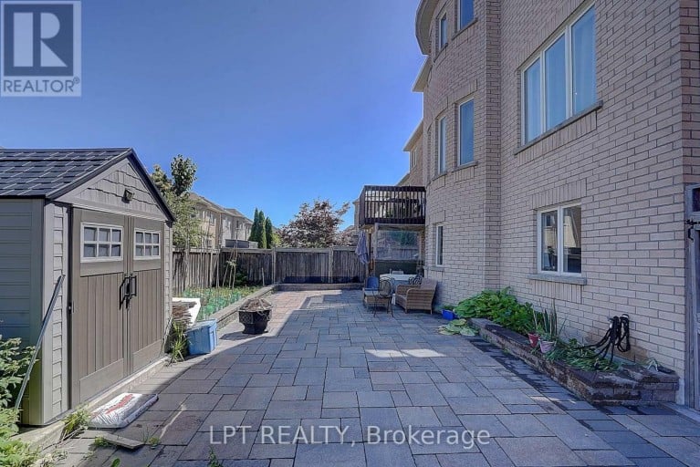 1168 MCTAVISH DRIVE, Newmarket (Stonehaven-Wyndham), Ontario, L3X0A7