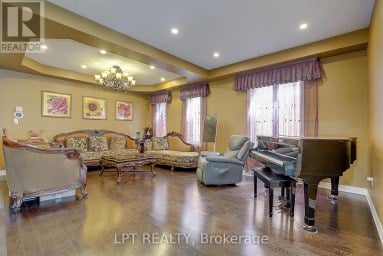 1168 MCTAVISH DRIVE Newmarket (Stonehaven-Wyndham) Ontario photo 5