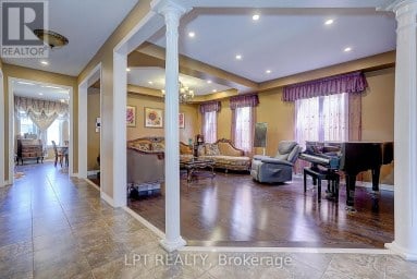 1168 MCTAVISH DRIVE Newmarket (Stonehaven-Wyndham) Ontario photo 7
