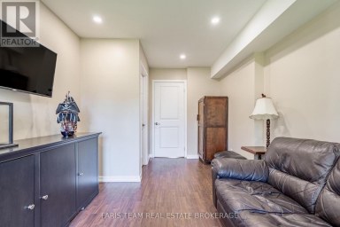 26 - 91 COUGHLIN ROAD Barrie (Holly) Ontario photo 15