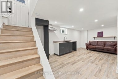 388 EAGLE STREET Newmarket (Central Newmarket) Ontario photo 15