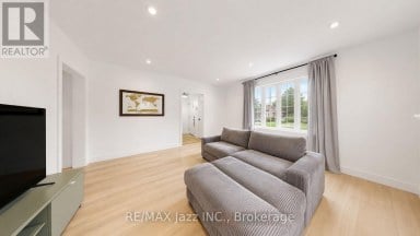 388 EAGLE STREET Newmarket (Central Newmarket) Ontario photo 6