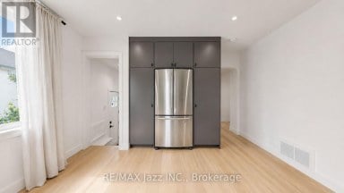388 EAGLE STREET Newmarket (Central Newmarket) Ontario photo 8
