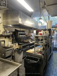 3401 YONGE STREET Toronto (Lawrence Park North) Ontario photo 4