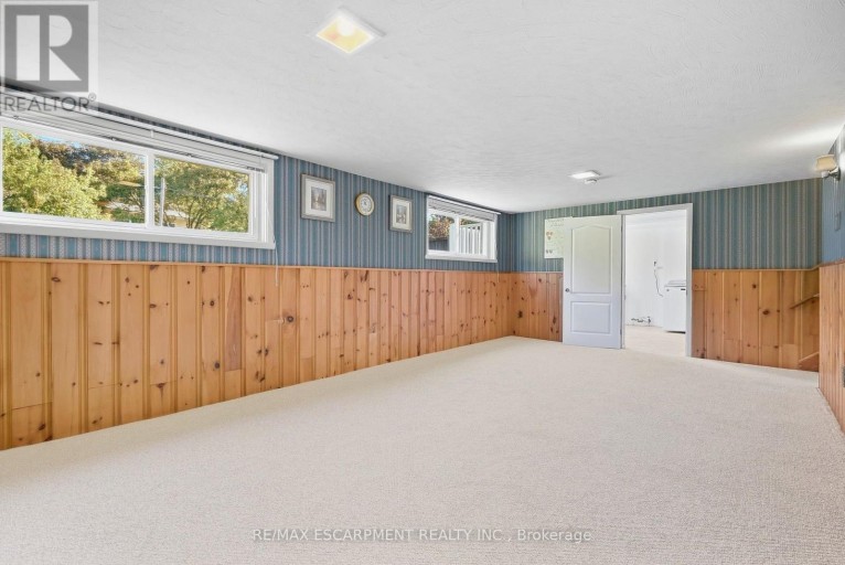 1267 DUNBAR ROAD, Burlington (Mountainside), Ontario, L7P2K1