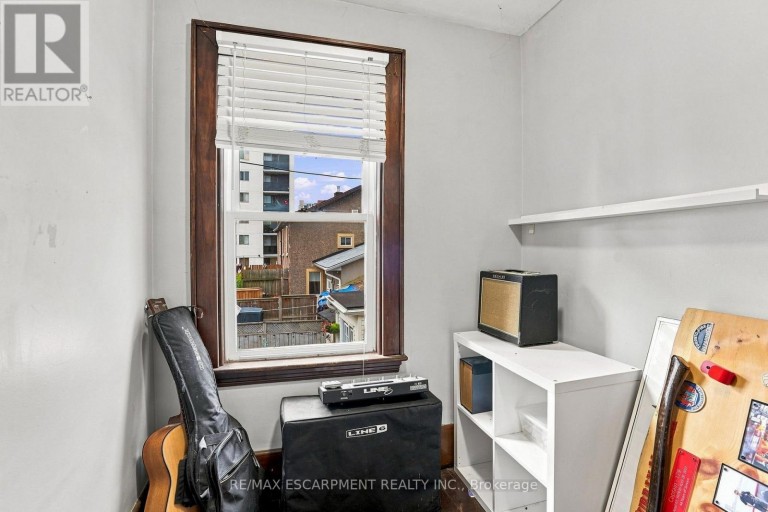 83 NAPIER STREET, Hamilton (Central), Ontario, L8R1R9