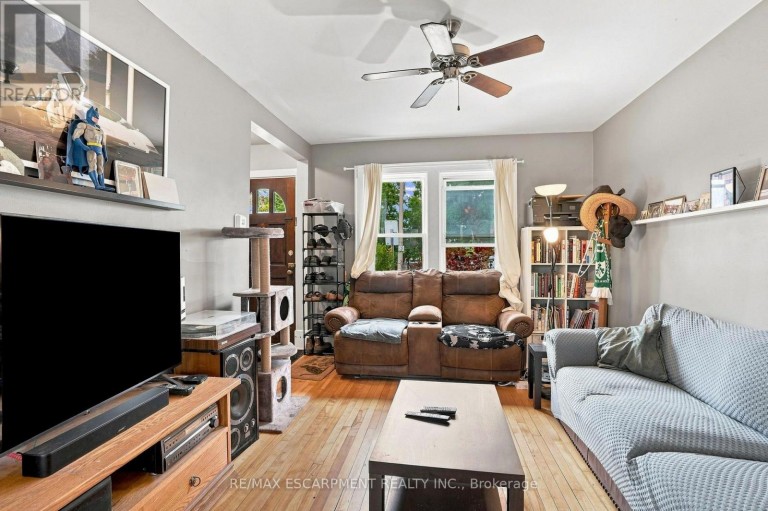 83 NAPIER STREET, Hamilton (Central), Ontario, L8R1R9