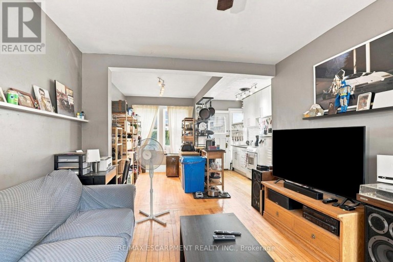 83 NAPIER STREET, Hamilton (Central), Ontario, L8R1R9
