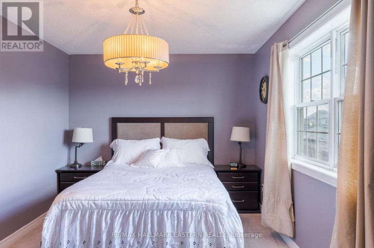 247 BOWEN DRIVE, Peterborough (Northcrest Ward 5), Ontario, K9H0B8
