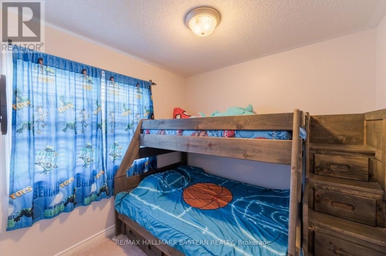 247 BOWEN DRIVE, Peterborough (Northcrest Ward 5), Ontario, K9H0B8