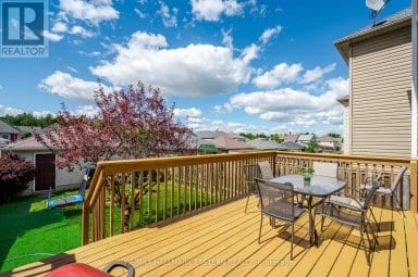 247 BOWEN DRIVE Peterborough (Northcrest Ward 5) Ontario photo 39