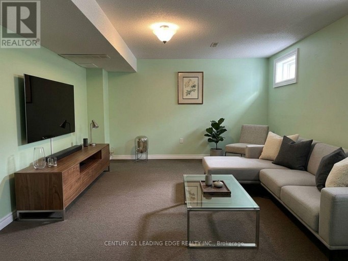 492 PALMTREE CRESCENT, Oshawa (Eastdale), Ontario, L1K2H3