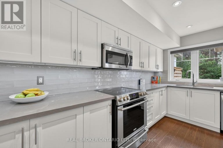 30 MASTERS CRESCENT, Georgian Bay (Baxter), Ontario, L0K1S0