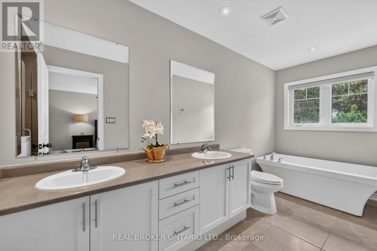 30 MASTERS CRESCENT, Georgian Bay (Baxter), Ontario, L0K1S0