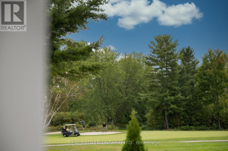 30 MASTERS CRESCENT, Georgian Bay (Baxter), Ontario, L0K1S0