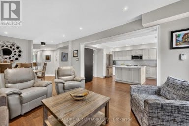 30 MASTERS CRESCENT Georgian Bay (Baxter) Ontario photo 9