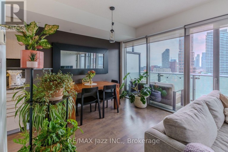 1409 - 70 DISTILLERY LANE, Toronto (Waterfront Communities), Ontario, M5A0E3