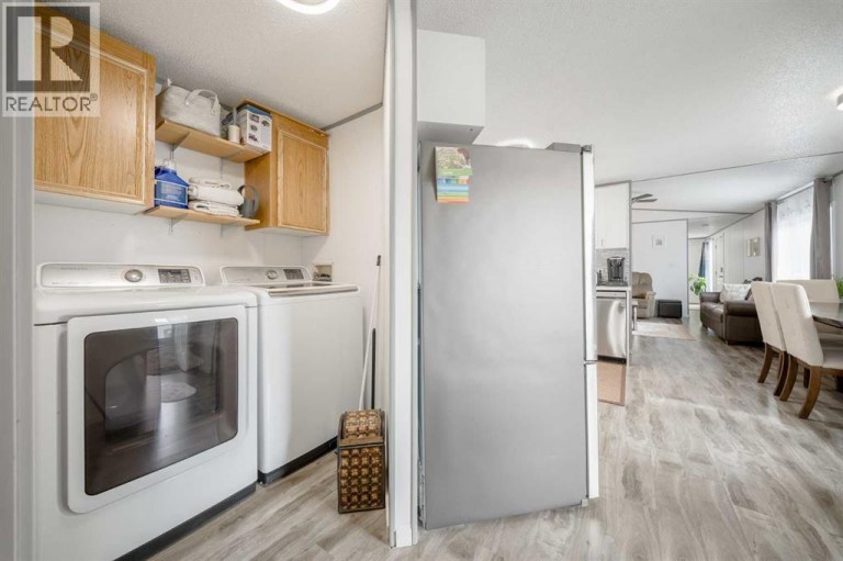 105 Heritage Drive, Okotoks, Alberta, T1S1M4
