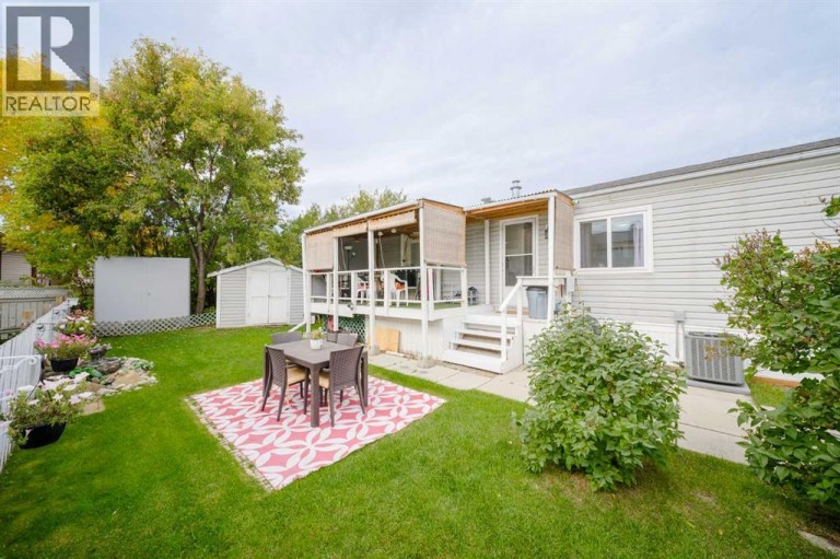 105 Heritage Drive, Okotoks, Alberta, T1S1M4
