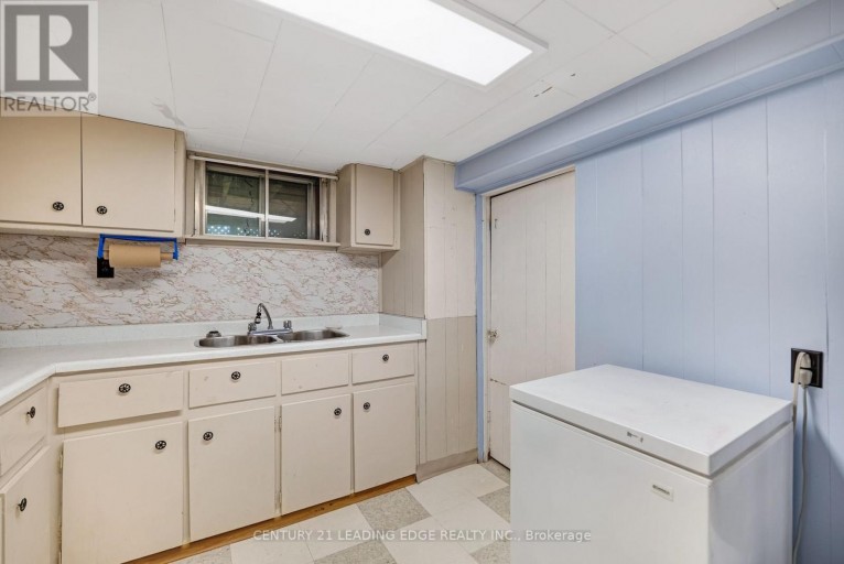 234 BEECHY DRIVE, Richmond Hill (Crosby), Ontario, L4C2X7