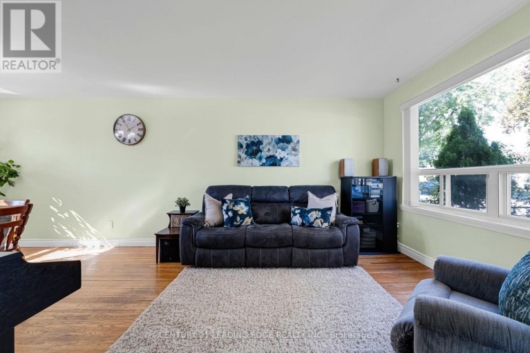 234 BEECHY DRIVE, Richmond Hill (Crosby), Ontario, L4C2X7