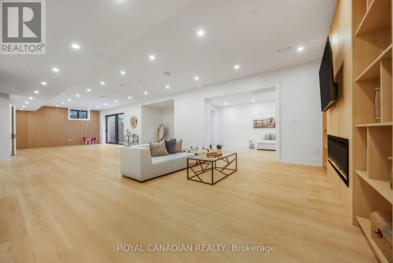 1470 ALBION AVENUE, Oakville (MO Morrison), Ontario, L6J5T4