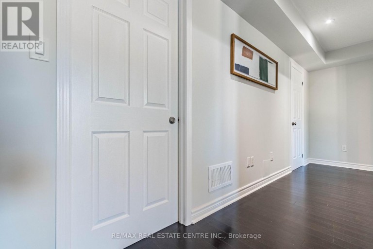 3141 WALKERS LINE, Burlington (Alton), Ontario, L7M0E1